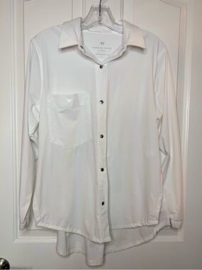 EUC HEROINE SPORT White Performance Button-Up Shirt with Pocket Logo Size XS